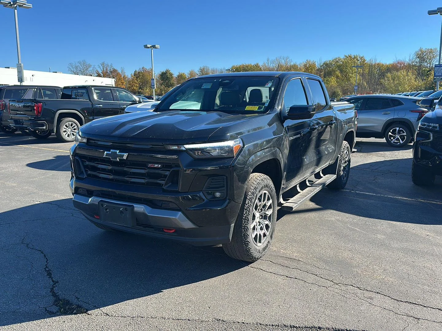 Used 2023 Black Chevrolet 4WD Z71 image 5