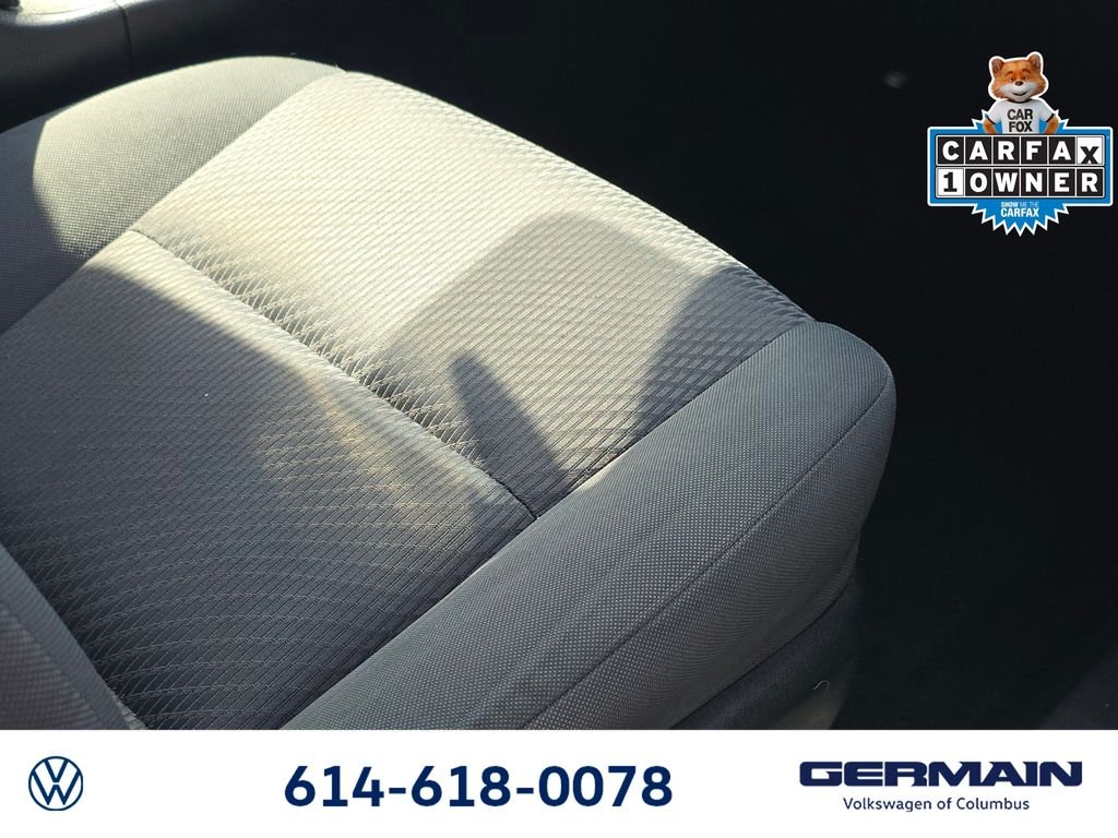 Used 2019 Shoreline Mist Toyota LE image 31