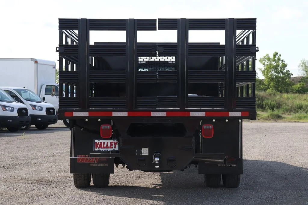 2026 Ford F-550 Super Duty Chassis Cab XL - Photo 8