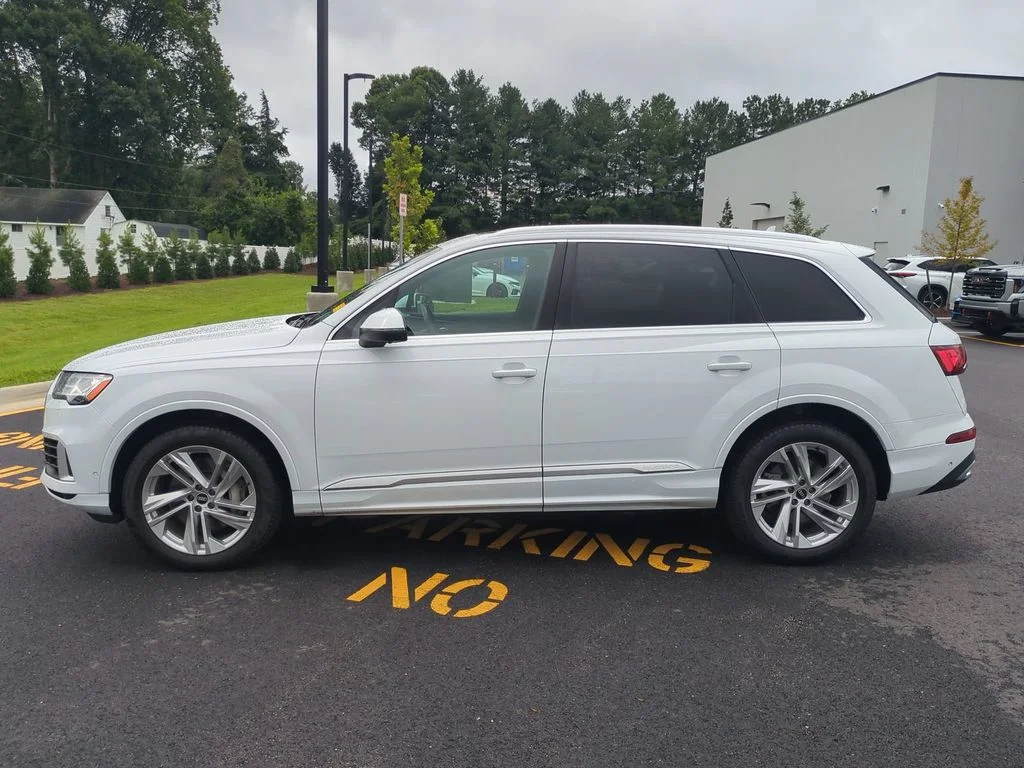 Used 2021 White Audi 55 Premium Plus image 7