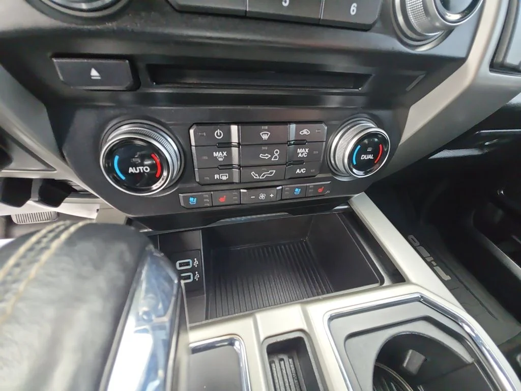 Used 2018 Black Ford Lariat image 23