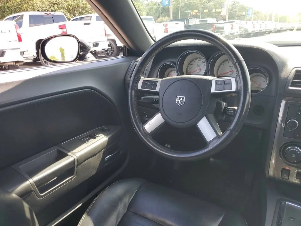 Used 2009 Black Dodge R/T image 15