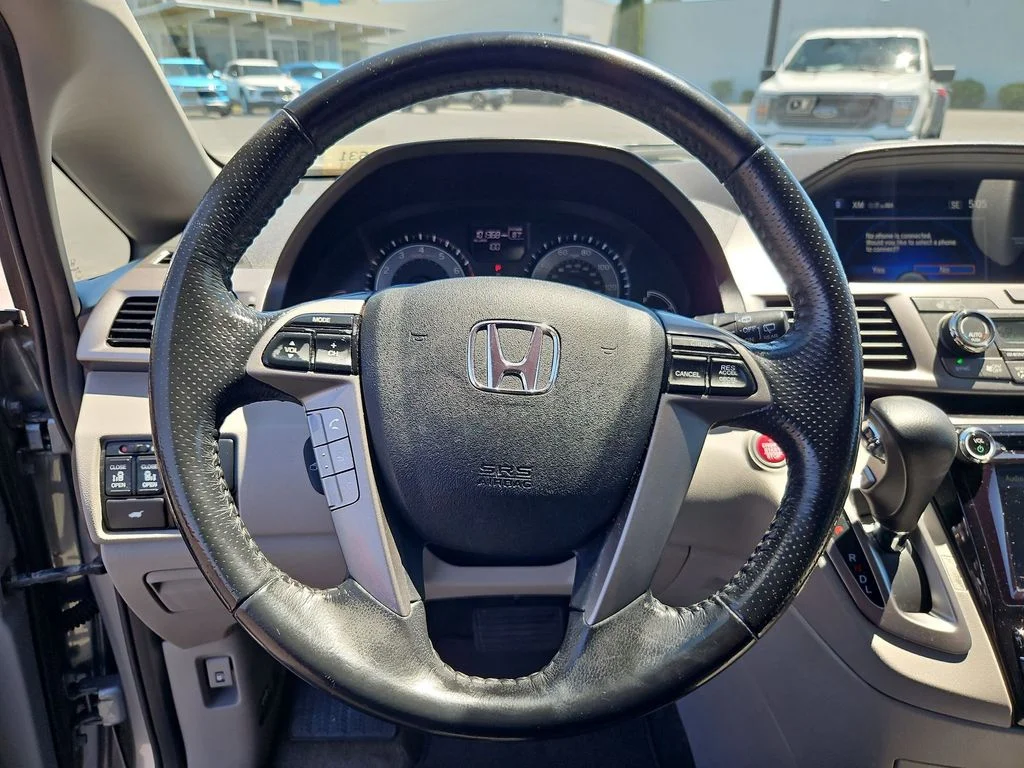 Used 2016 Lunar Silver Metallic Honda EX-L image 14