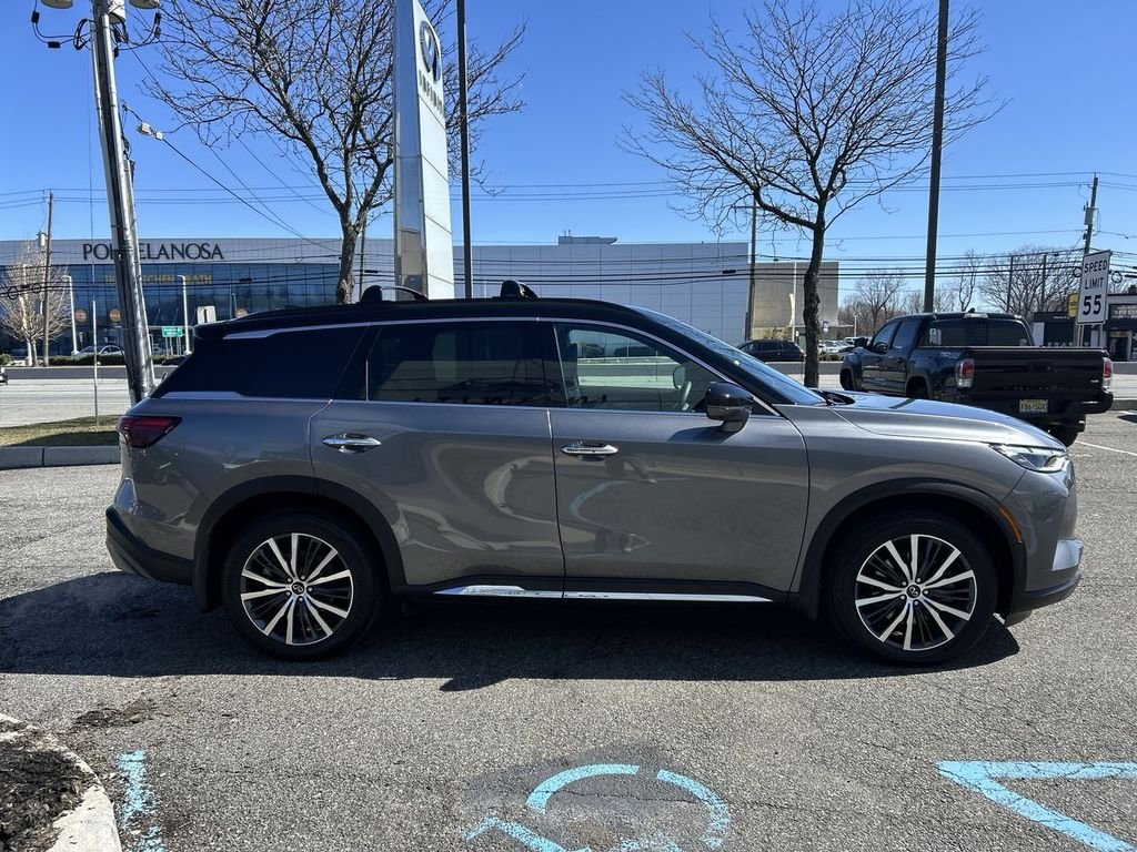 Certified Used 2025 Gray INFINITI Autograph image 9