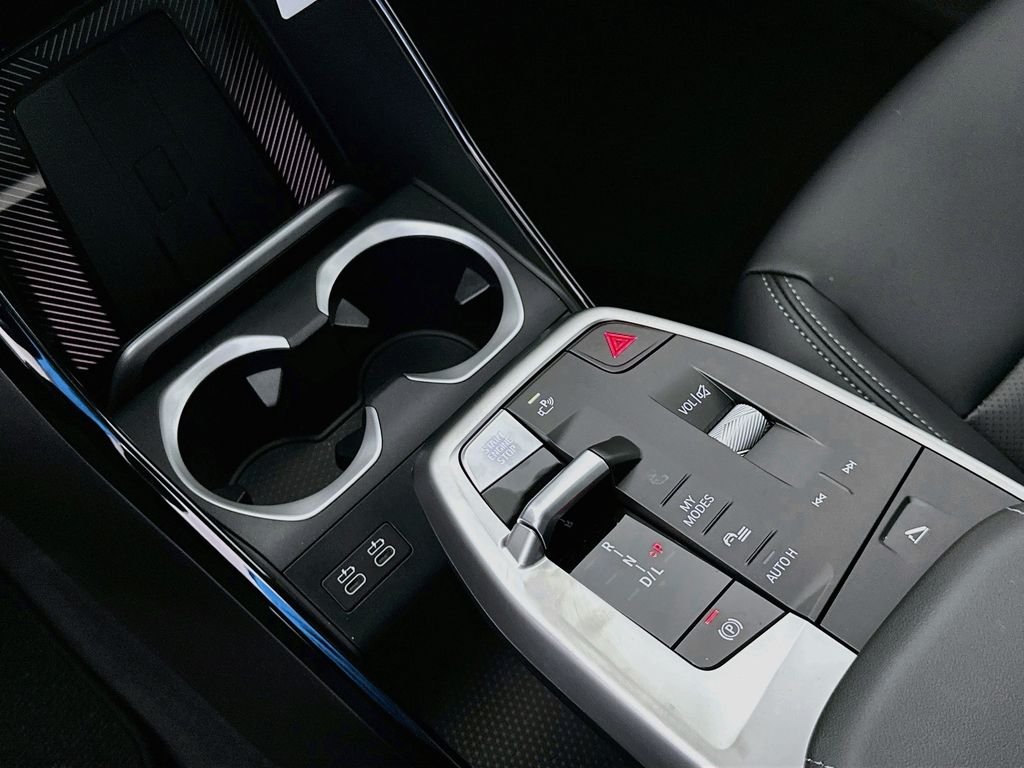 New 2027 Space Silver Metallic BMW xDrive28i image 15