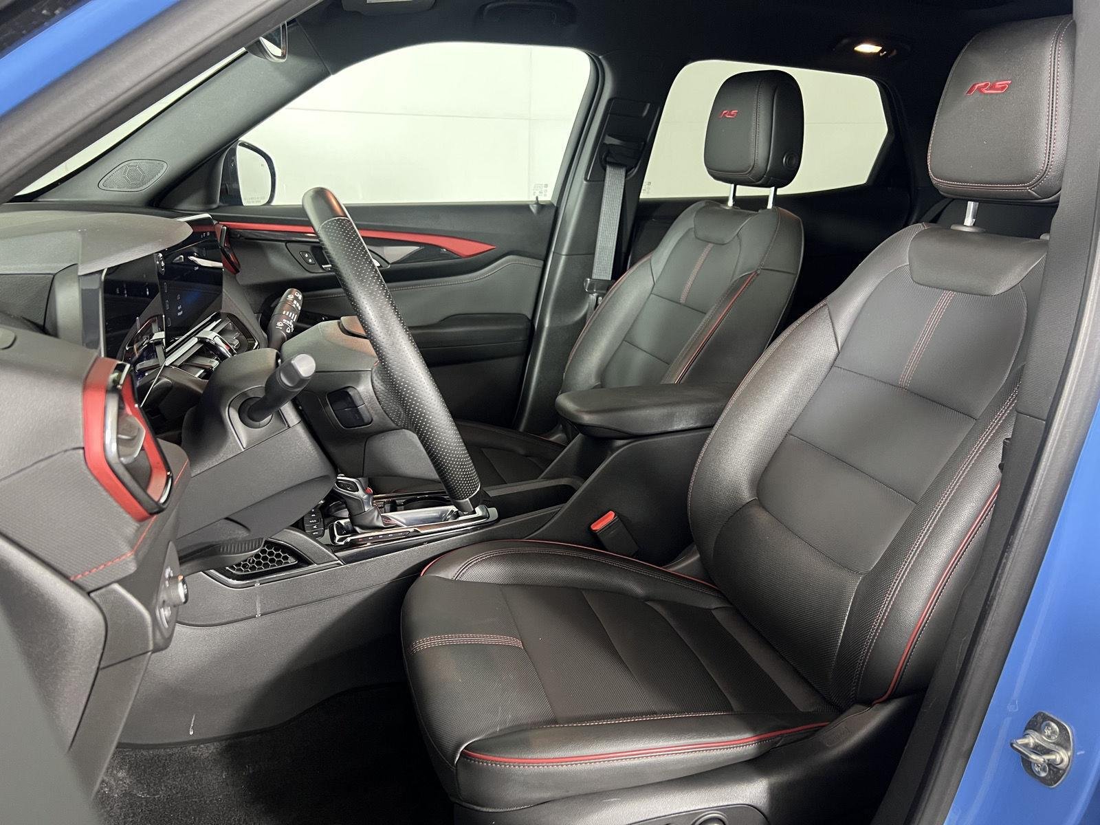 Used 2024 Fountain Blue Chevrolet RS image 27