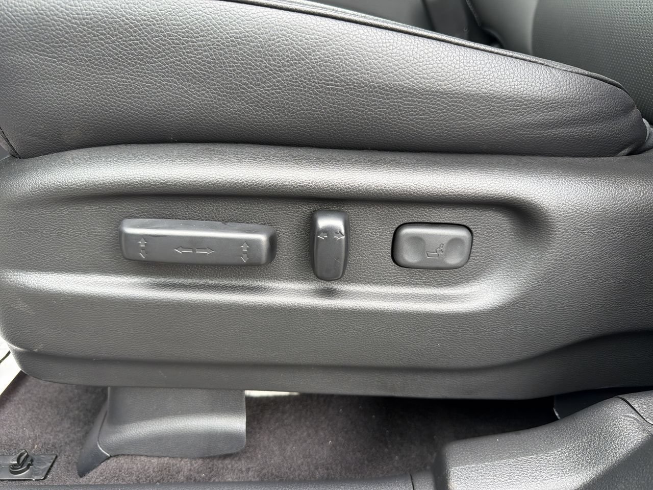 New 2026 Platinum White Pearl Honda RTL AWD image 12