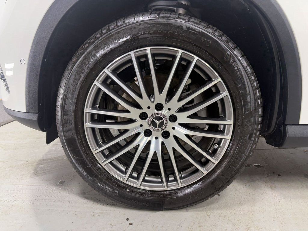 2025 Mercedes-Benz GLC Base - Photo 33