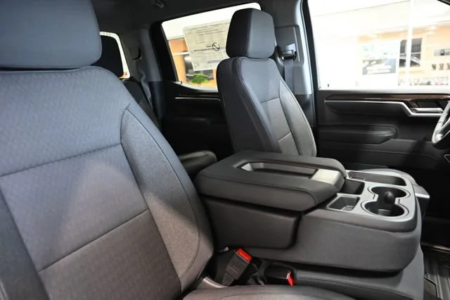 2026 Chevrolet Silverado 1500 LT - Photo 9