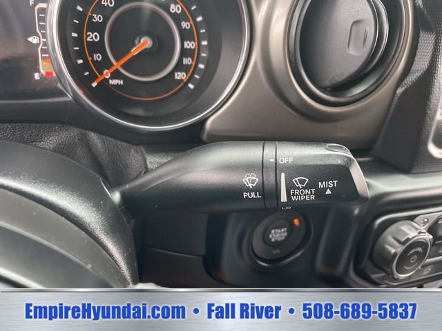 Used 2019 Bikini Pearlcoat Jeep Unlimited Sport S image 30