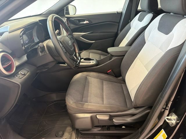 Used 2024 Mosaic Black Metallic Chevrolet 1RS image 14