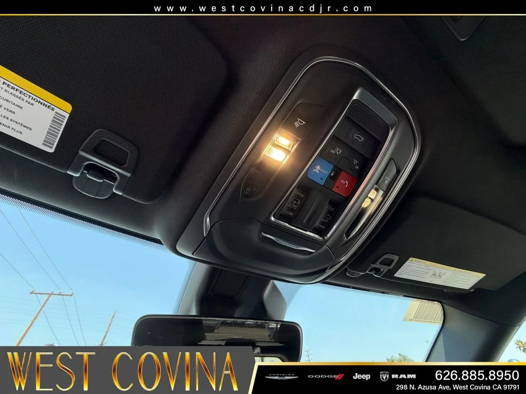 New 2026 Silver Zynith Jeep Laredo X image 27