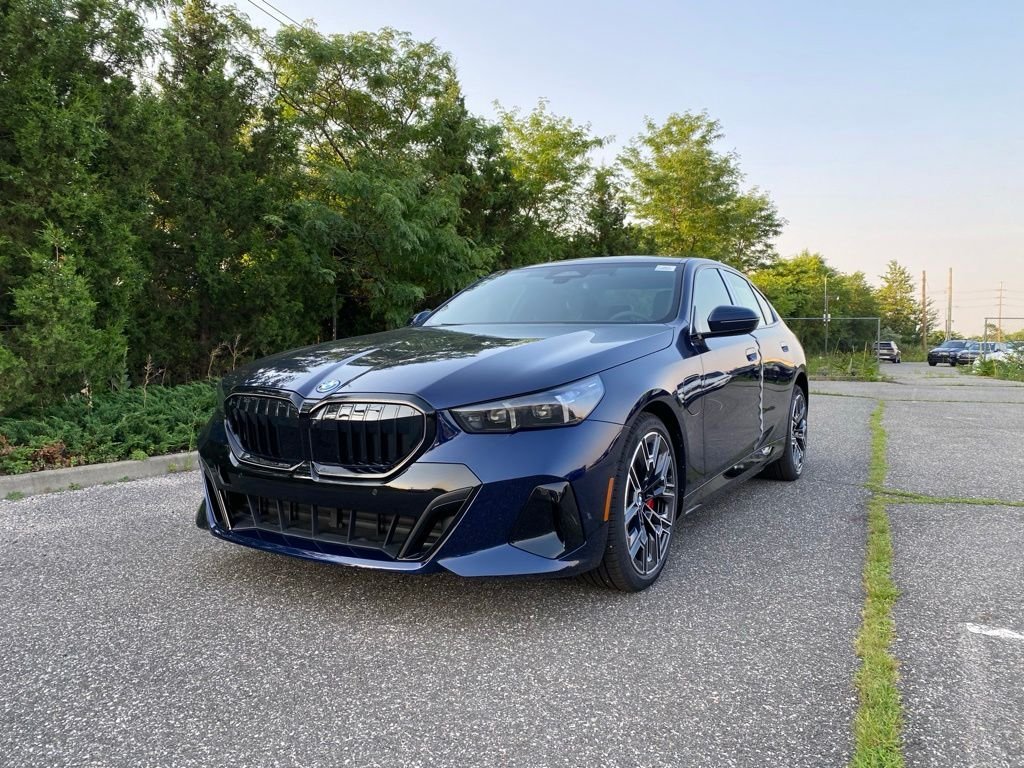 2027 BMW 5 Series 550e