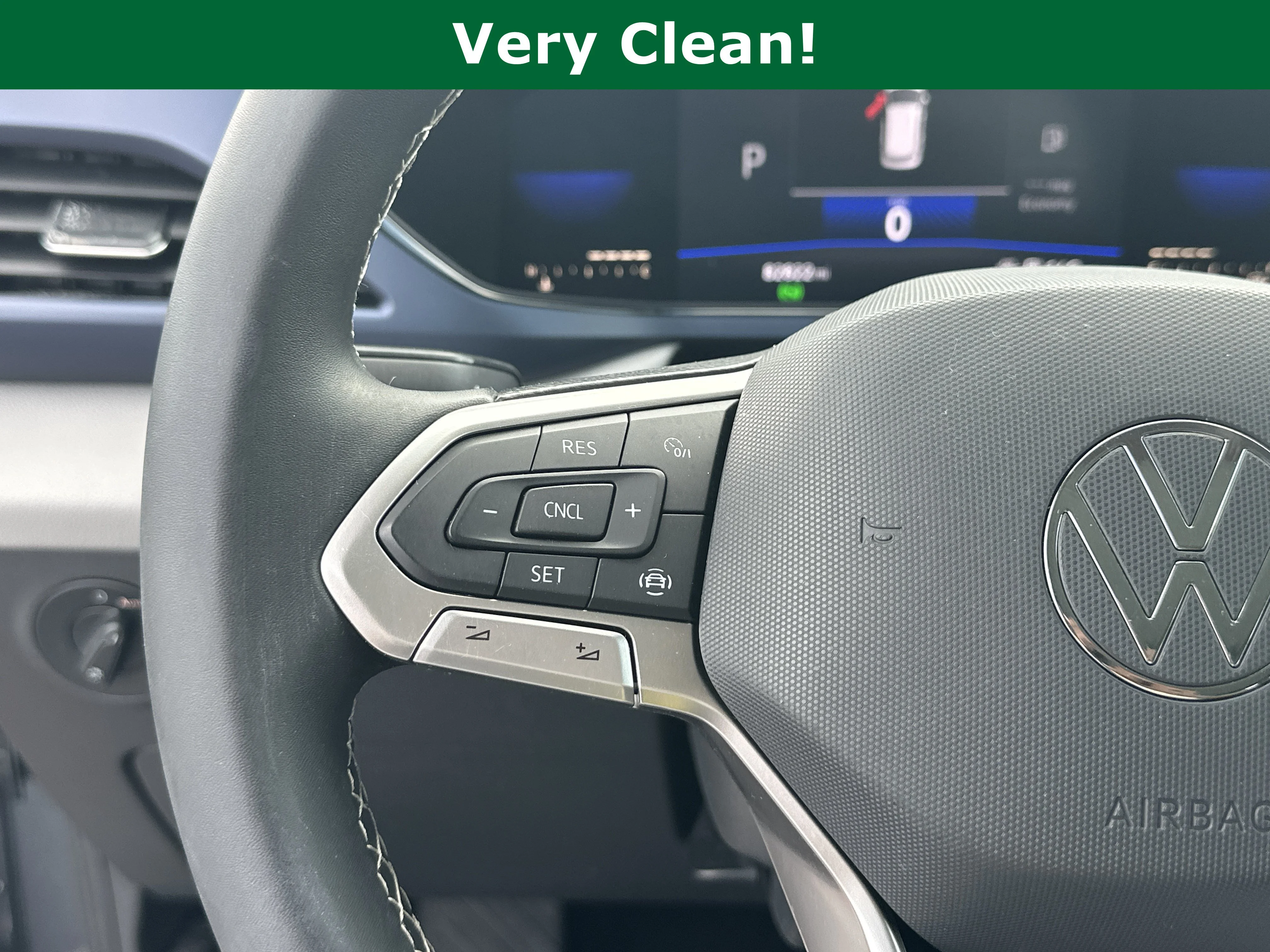 Used 2022 Platinum Gray Metallic Volkswagen SE image 28
