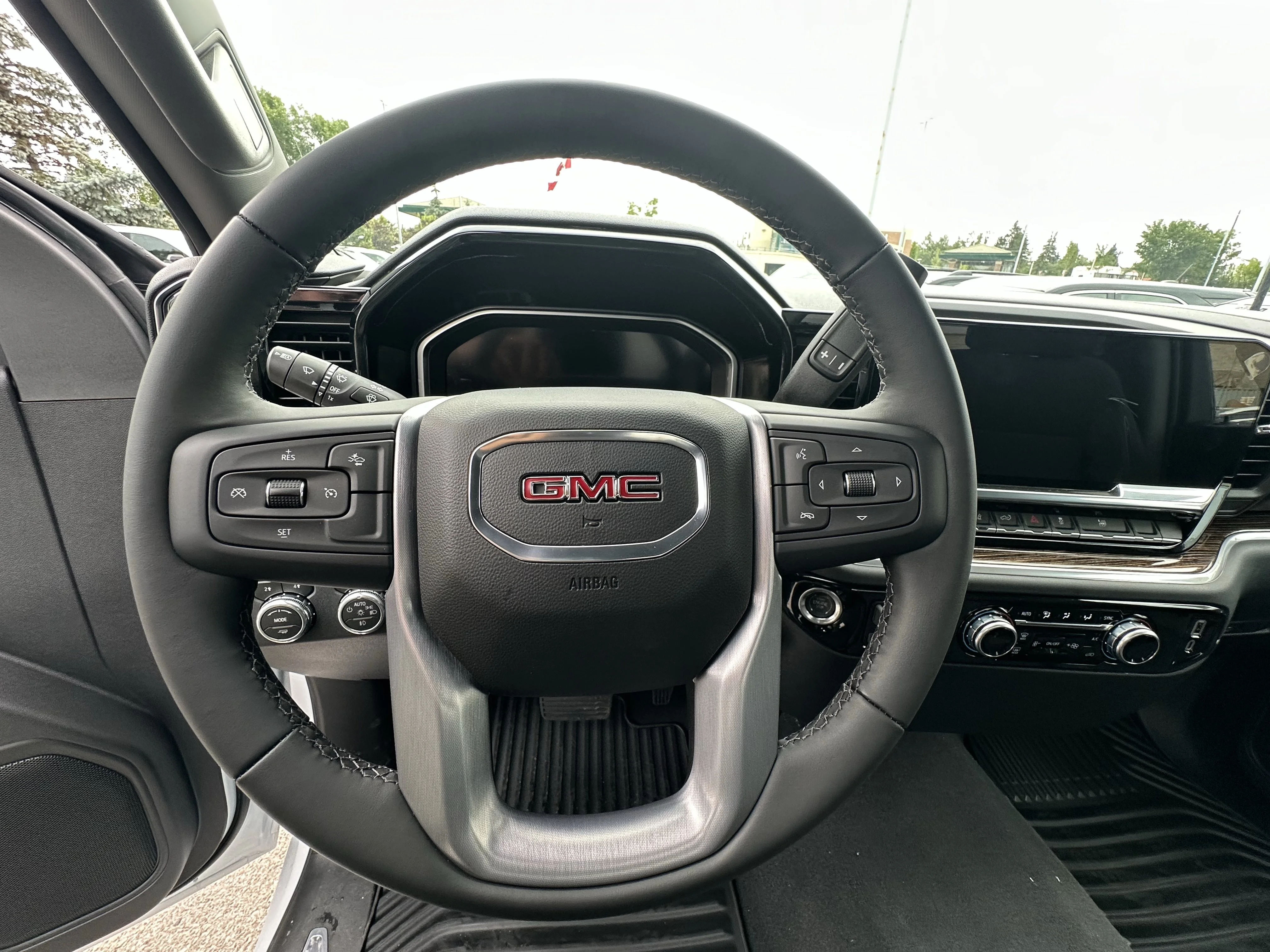New 2026 Summit White GMC SLE image 11
