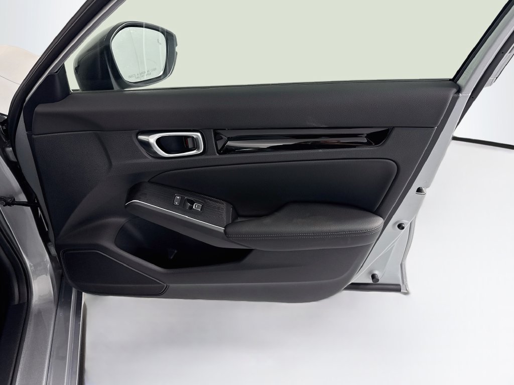 New 2026 Solar Silver Metallic Honda Sport Touring image 26