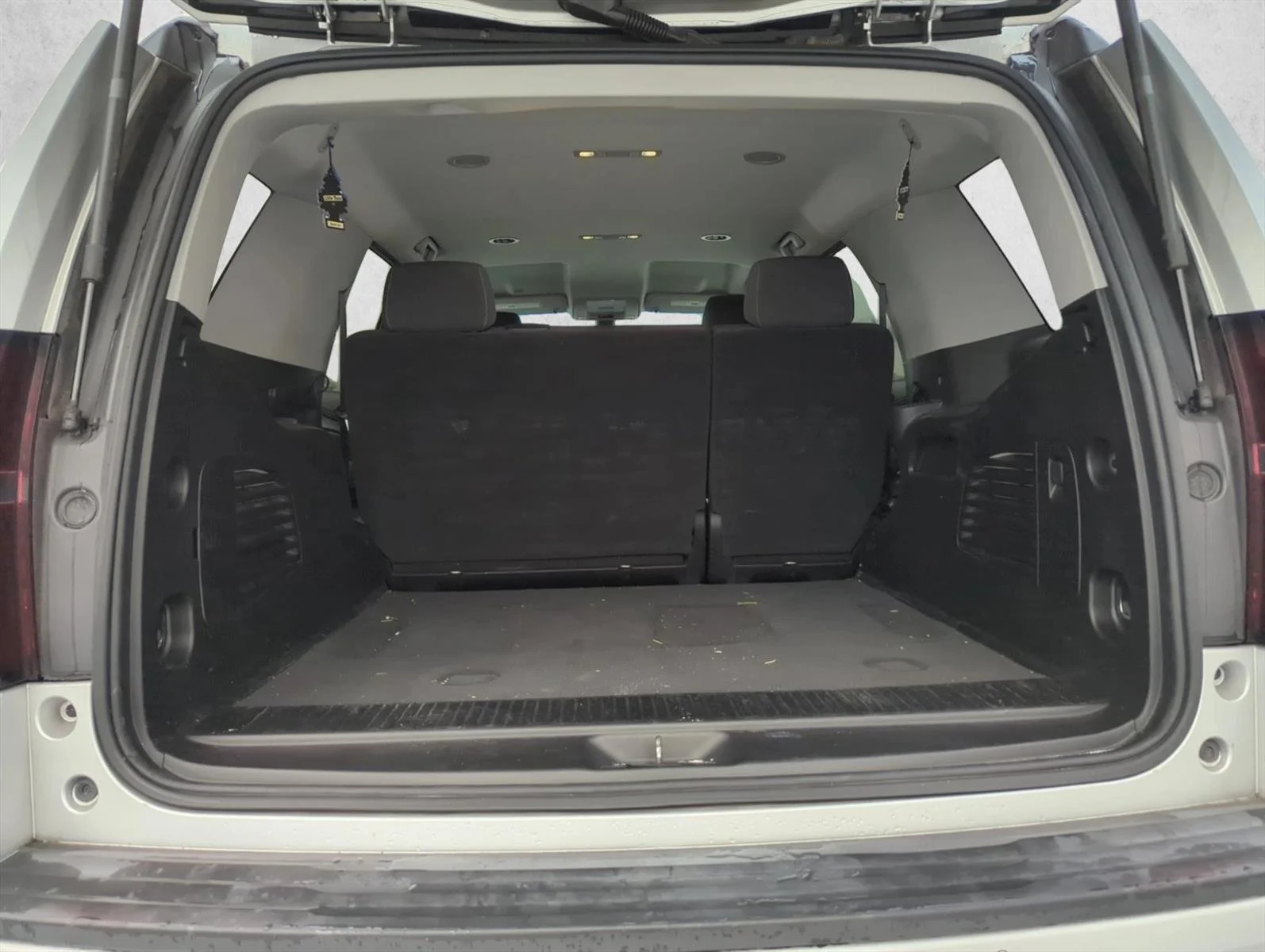 Used 2019 Silver Ice Metallic Chevrolet LS image 5