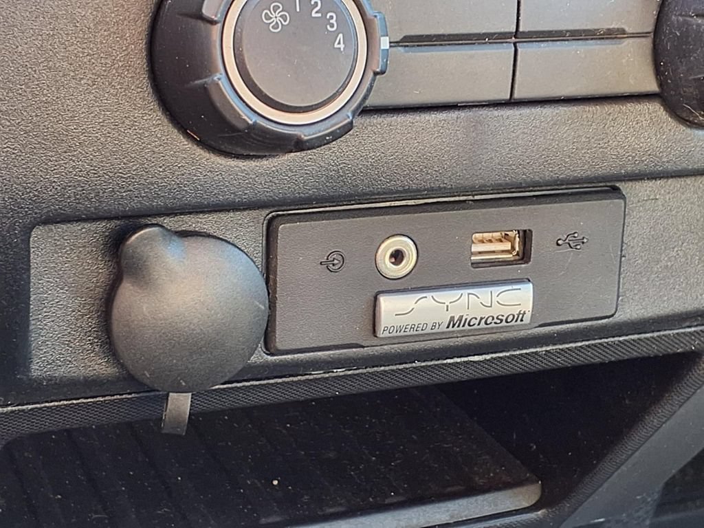 Used 2013 Blue Ford XLT image 23