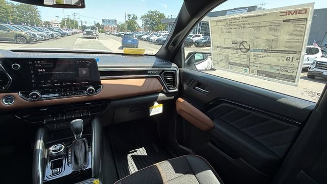 2026 GMC Canyon AT4 - Photo 23