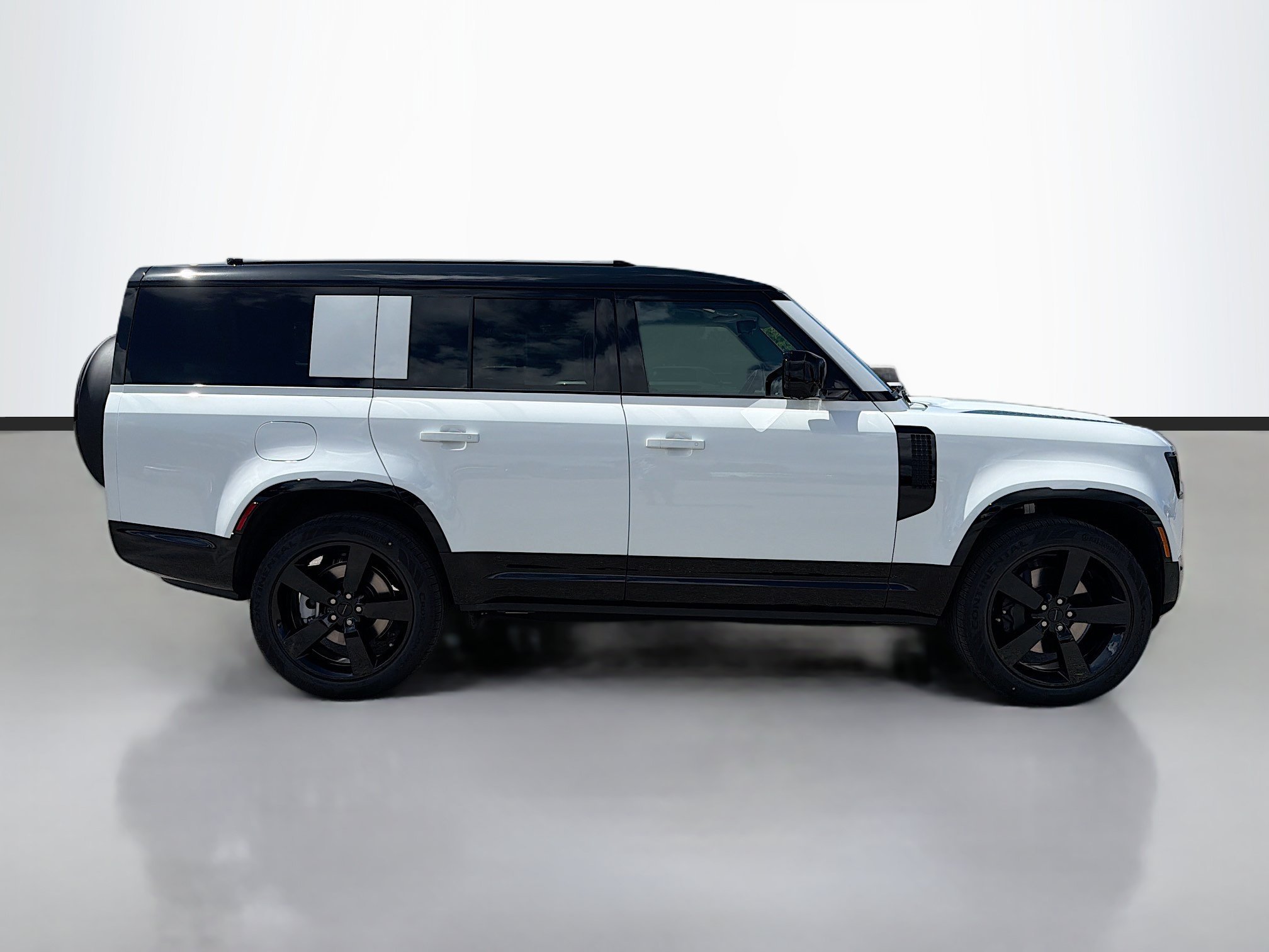 New 2026 Fuji White Land Rover X-Dynamic SE image 6
