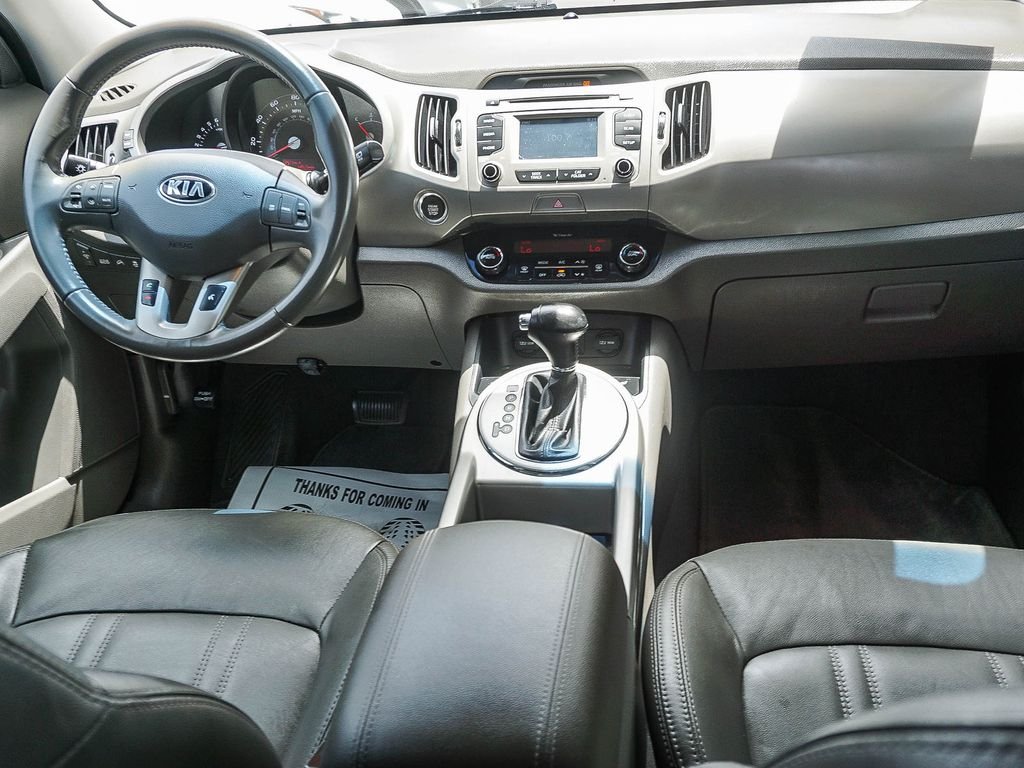Used 2016 Silver Kia EX image 15