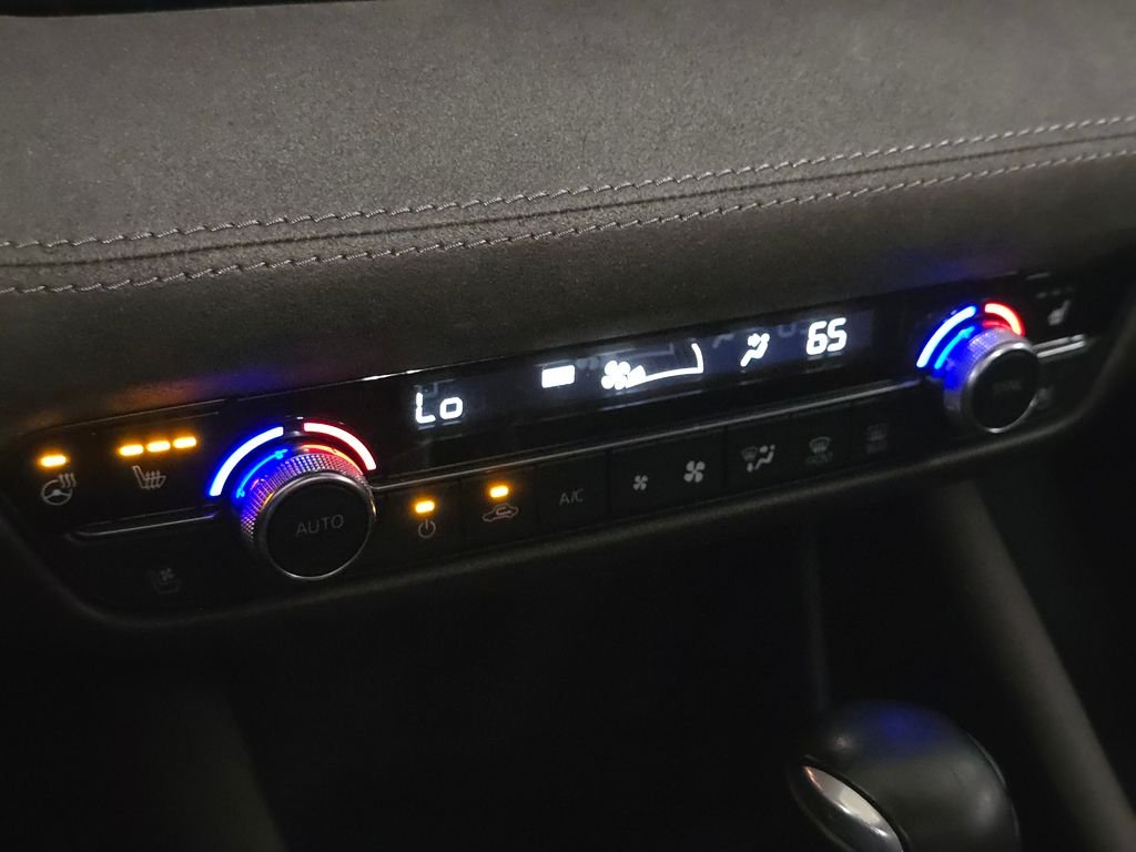 Used 2020 Gray Mazda Signature image 35