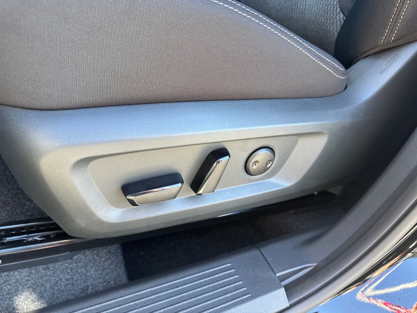 New 2026 Nissan Rogue SV 4D Sport Utility