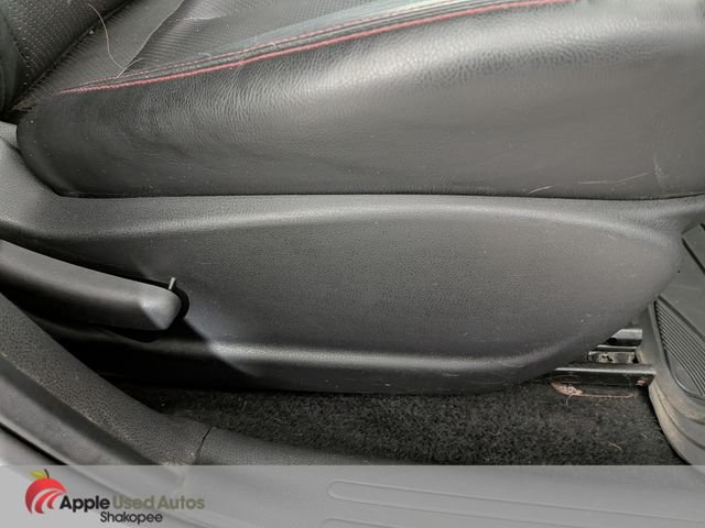 Used 2012 White Nissan SL image 38