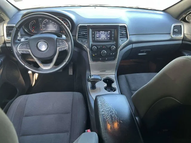 Used 2014 Granite Crystal Clearcoat Metallic Jeep Laredo image 13