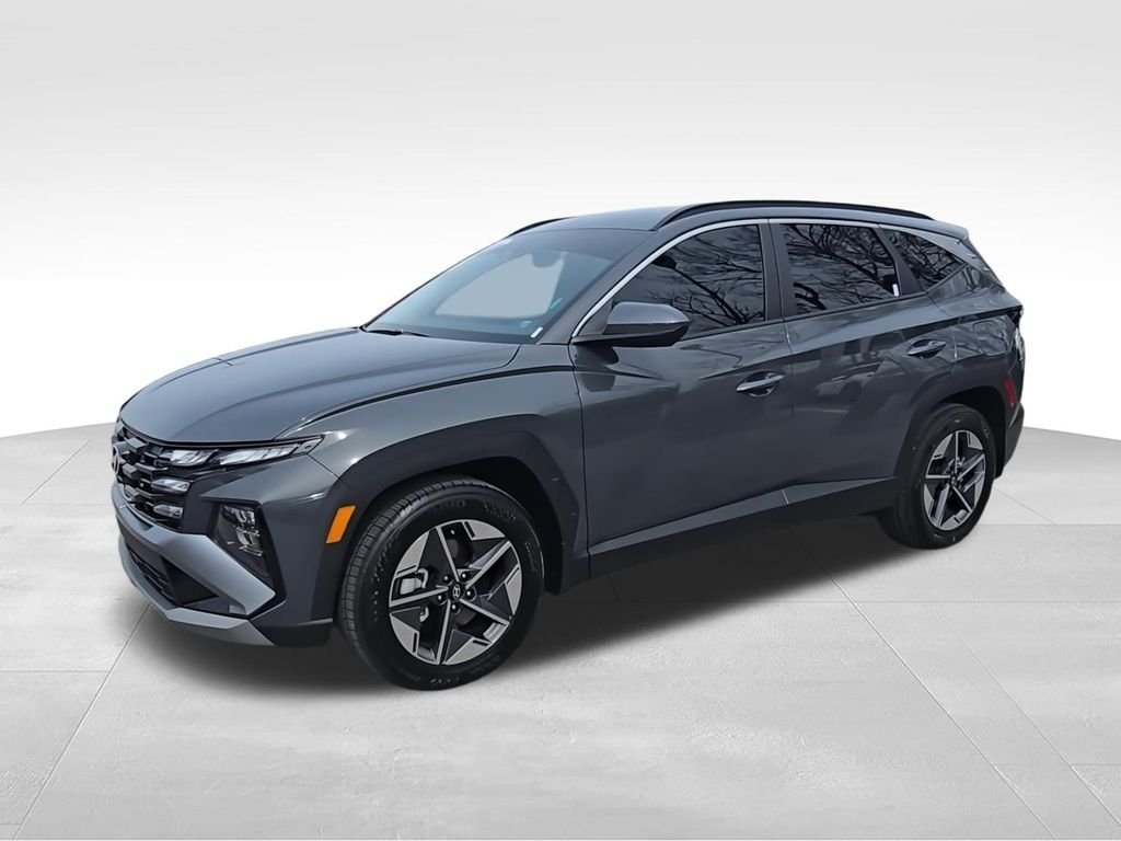 Used 2026 Gray Hyundai SEL image 4