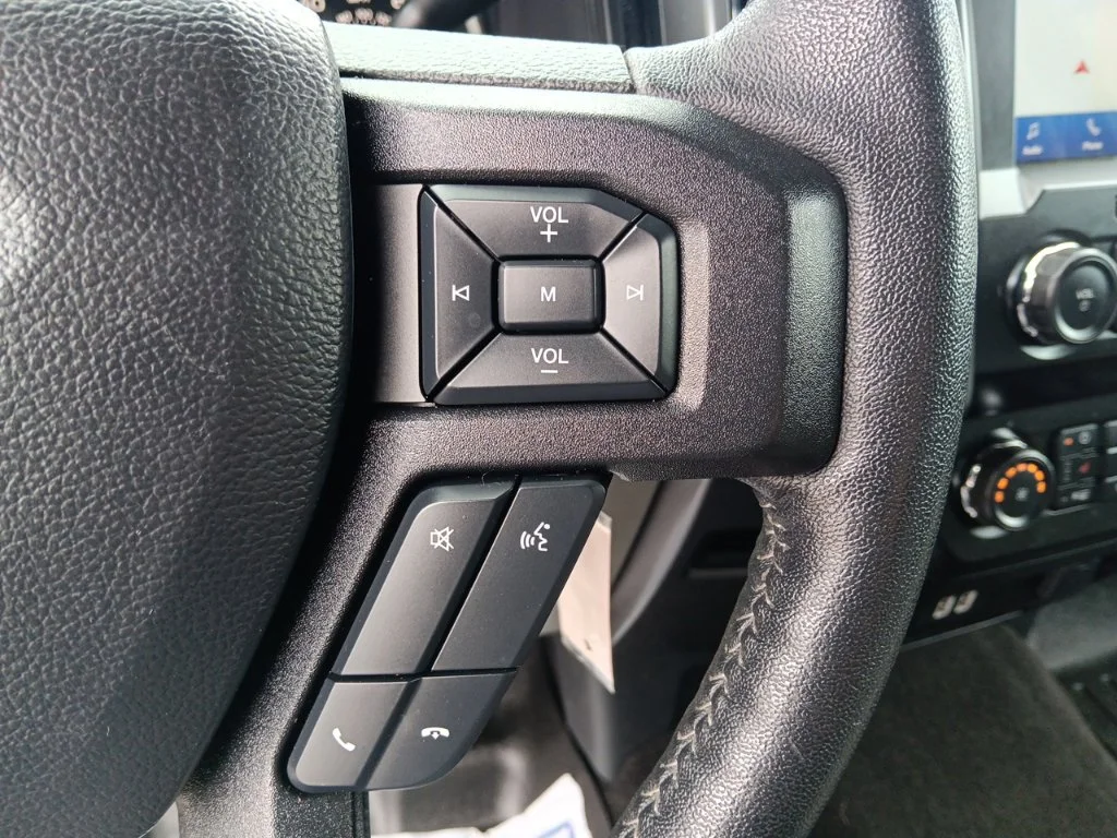 Used 2020 Stone Gray Metallic Ford XLT image 18