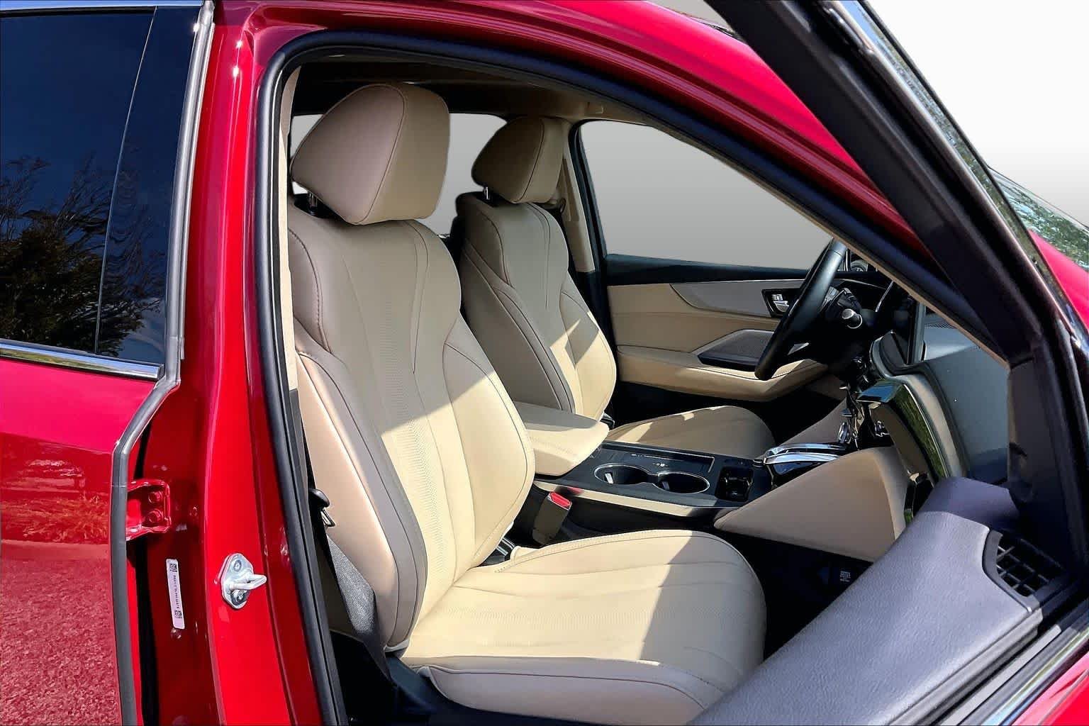 Used 2025 Performance Red Pearl Acura w/Technology Package image 9