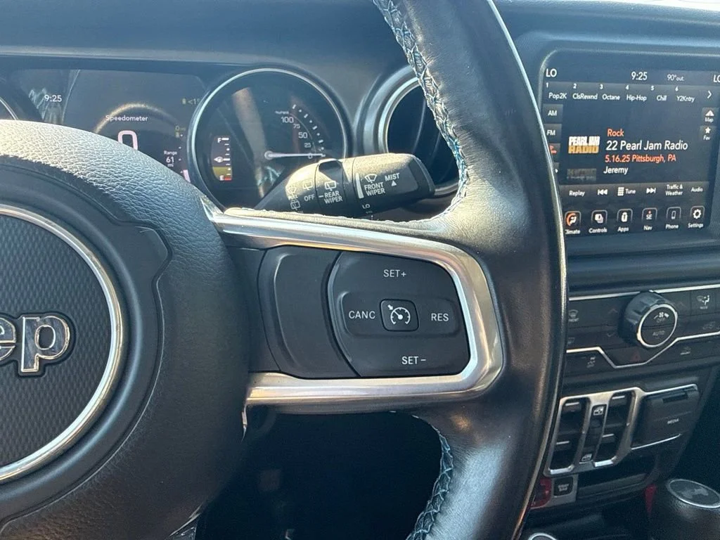 Used 2022 Gray Jeep Unlimited Rubicon image 15