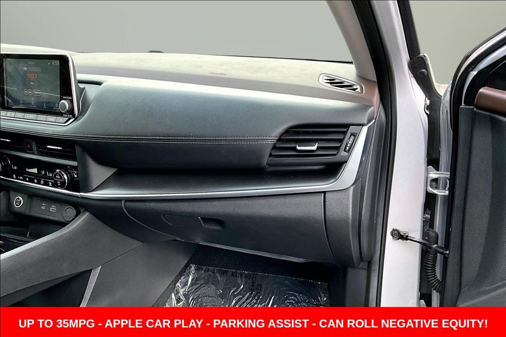 Used 2023 Silver Nissan SV image 25