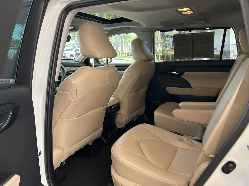Used 2024 Beige Toyota XLE image 33