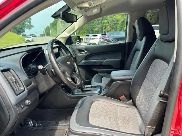 Used 2019 Red Chevrolet Z71 image 7