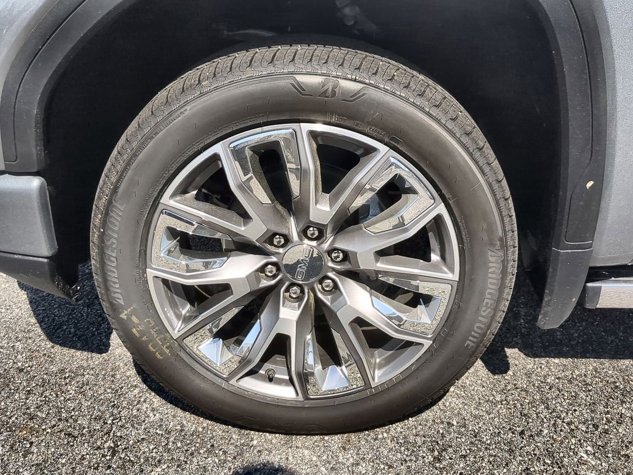 Used 2026 Sterling Metallic GMC Denali image 34