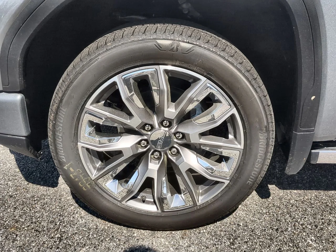 Used 2026 Sterling Metallic GMC Denali image 34