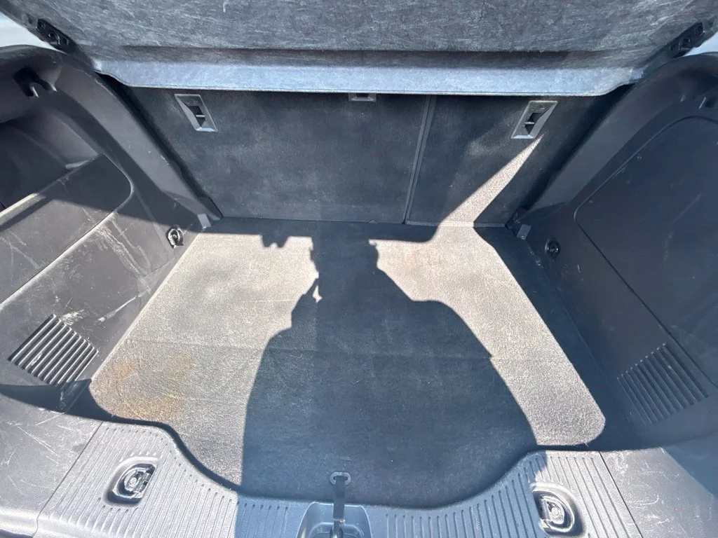 Used 2019 White Chevrolet LT image 17