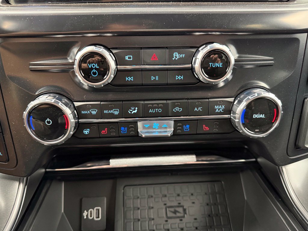 New 2026 Agate Black Metallic Ford Tremor® image 53