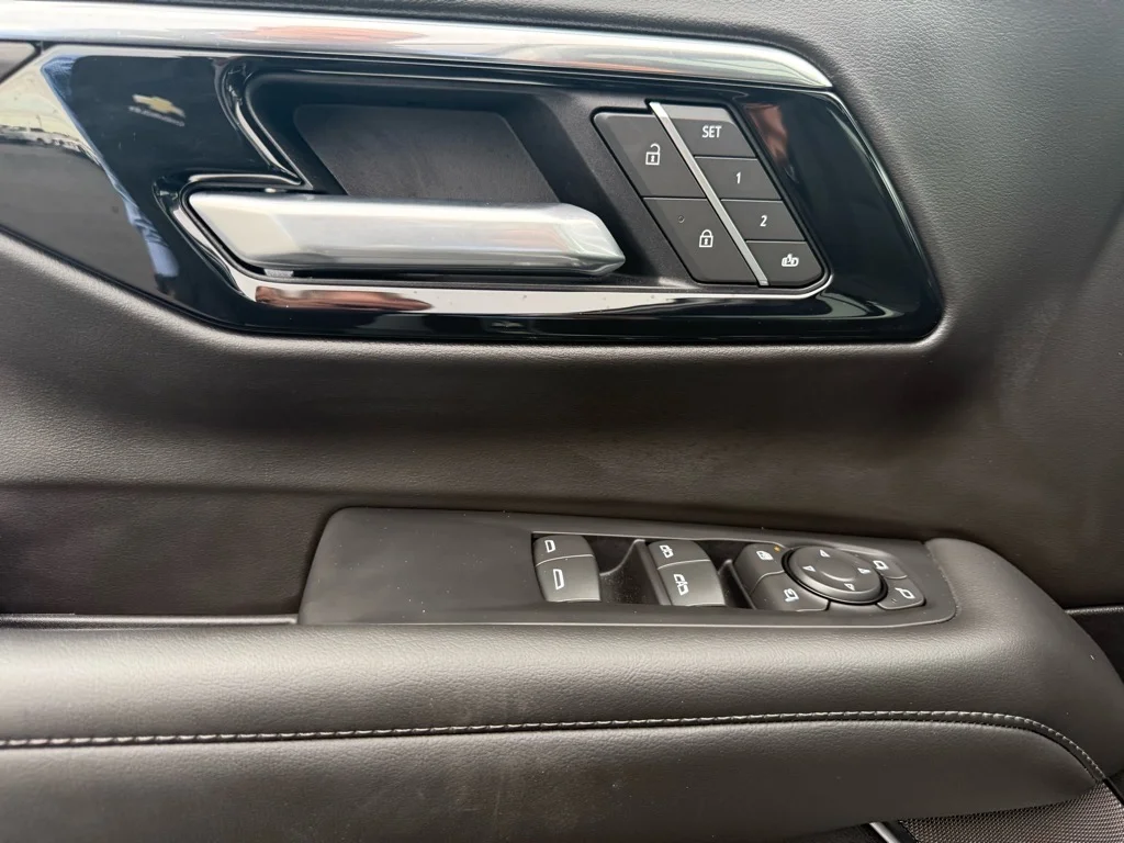Used 2025 Sterling Gray Metallic Chevrolet Z71 image 23