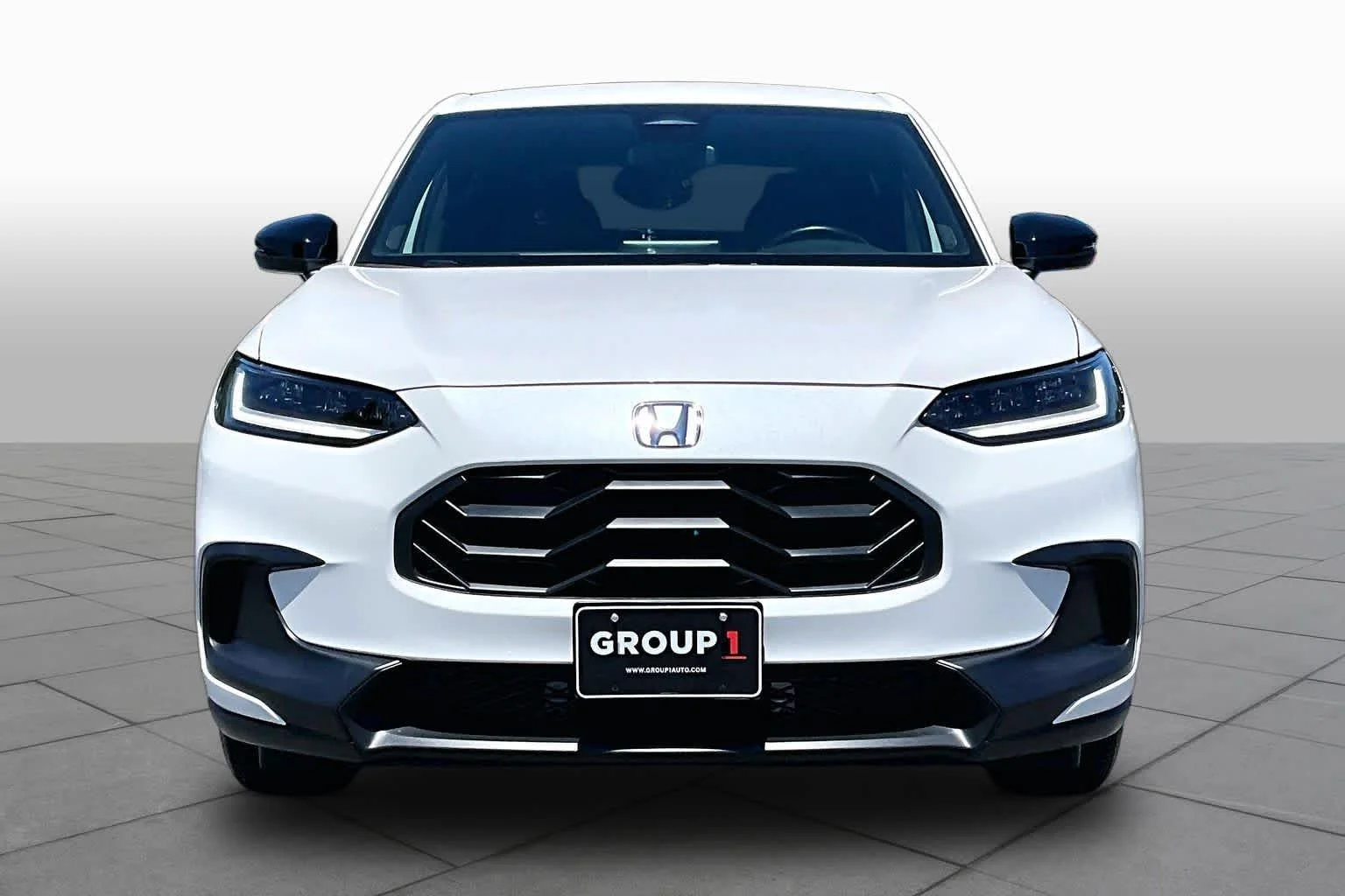 Used 2025 Platinum White Pearl Honda Sport image 4