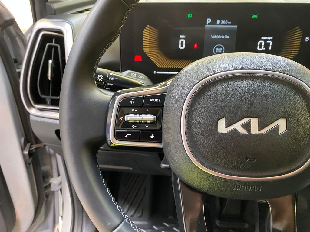 Used 2025 Gray Kia S image 34