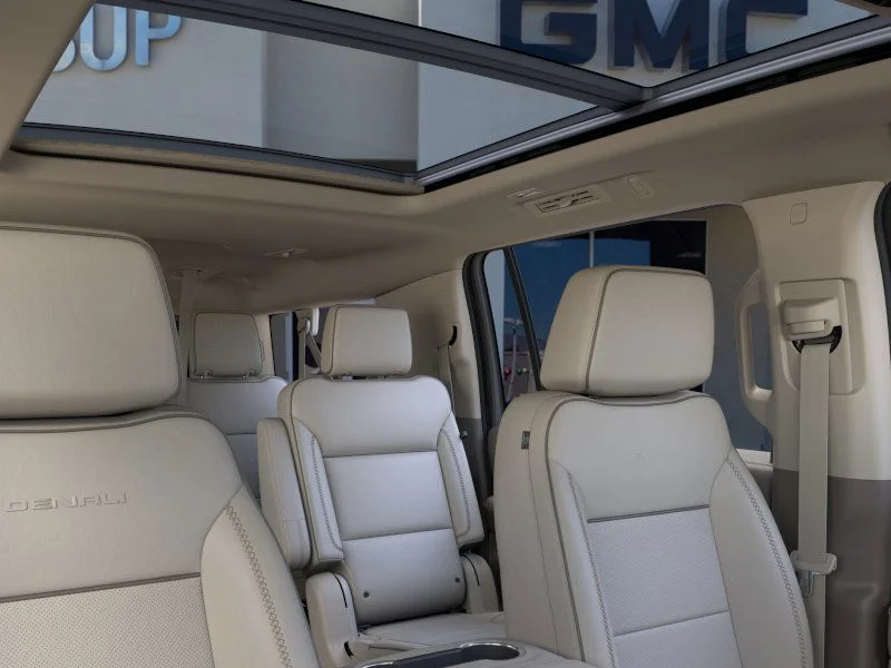 2026 GMC Yukon XL Denali - Photo 24