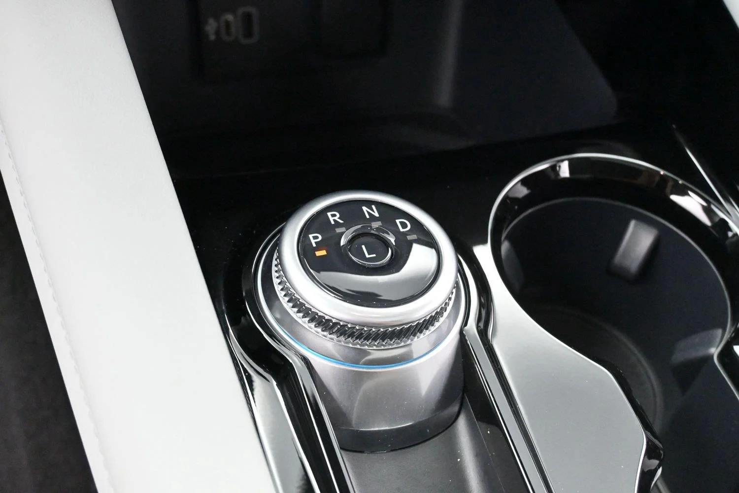 Used 2026 White Ford Platinum image 21