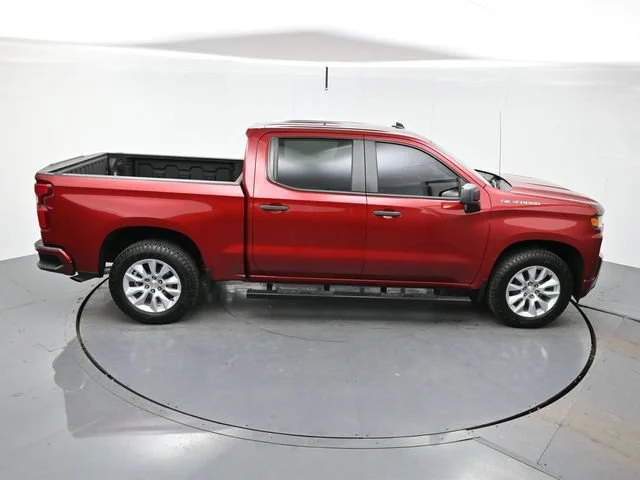 Used 2021 CHERRY RED TINTCOAT Chevrolet Custom image 34