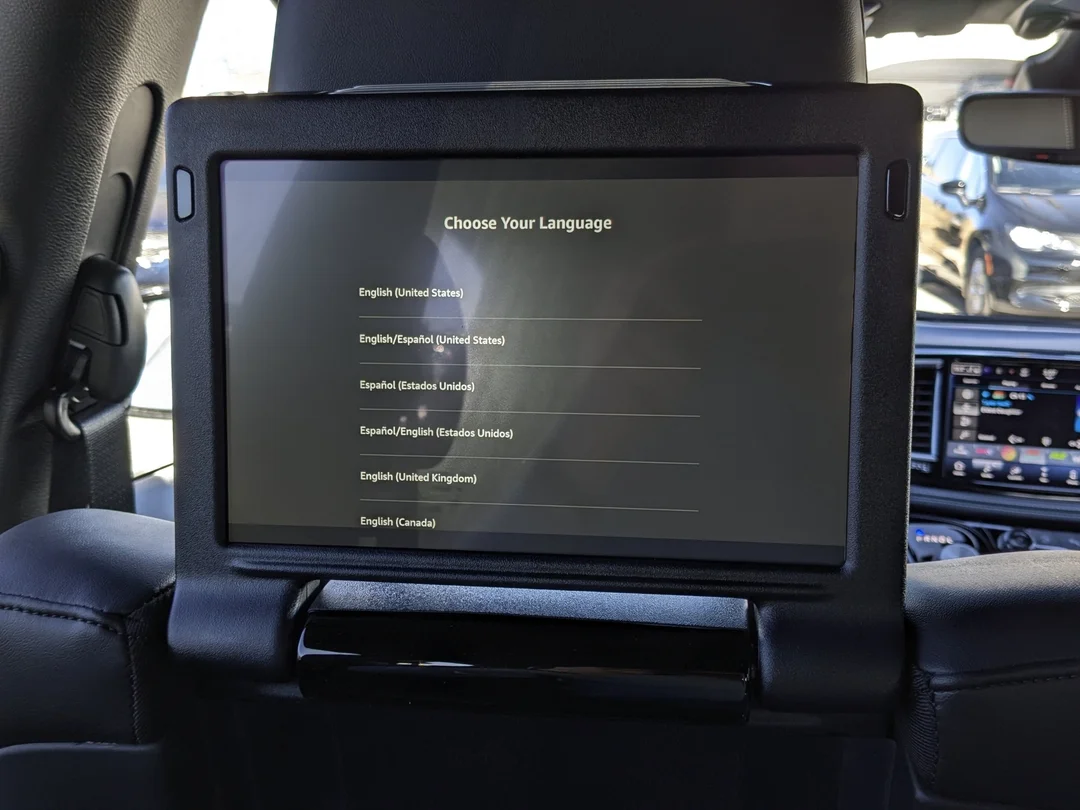 New 2026 Black Chrysler Select - - AWD - Rear DVD - 360 Degree Camera - Power Sliding Doors & More! image 30