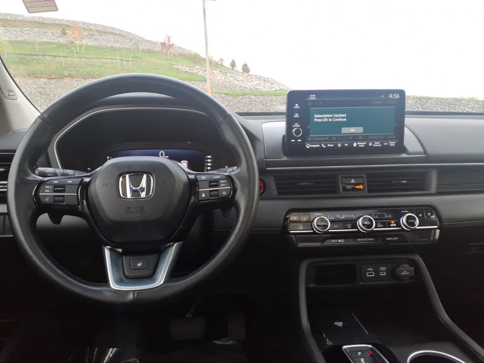 2023 Honda Pilot Elite - Photo 14