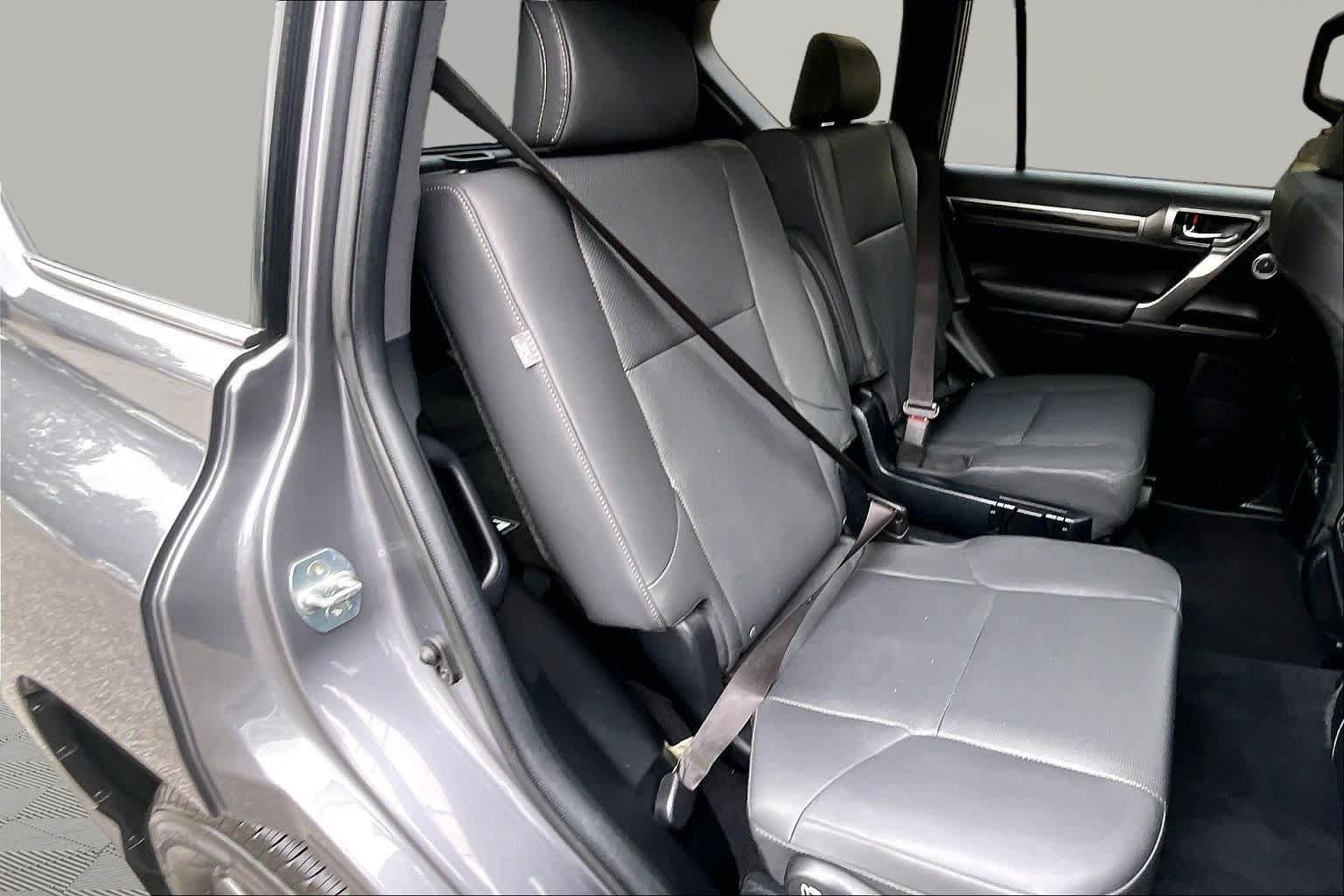 Used 2023 Nebula Gray Pearl Lexus Premium image 20