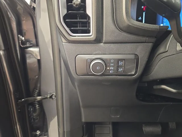 New 2026 Carbonized Gray Metallic Ford Outer Banks® image 36